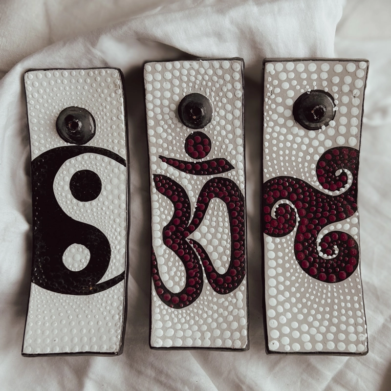 bruciaincenso dipinto in terracotta